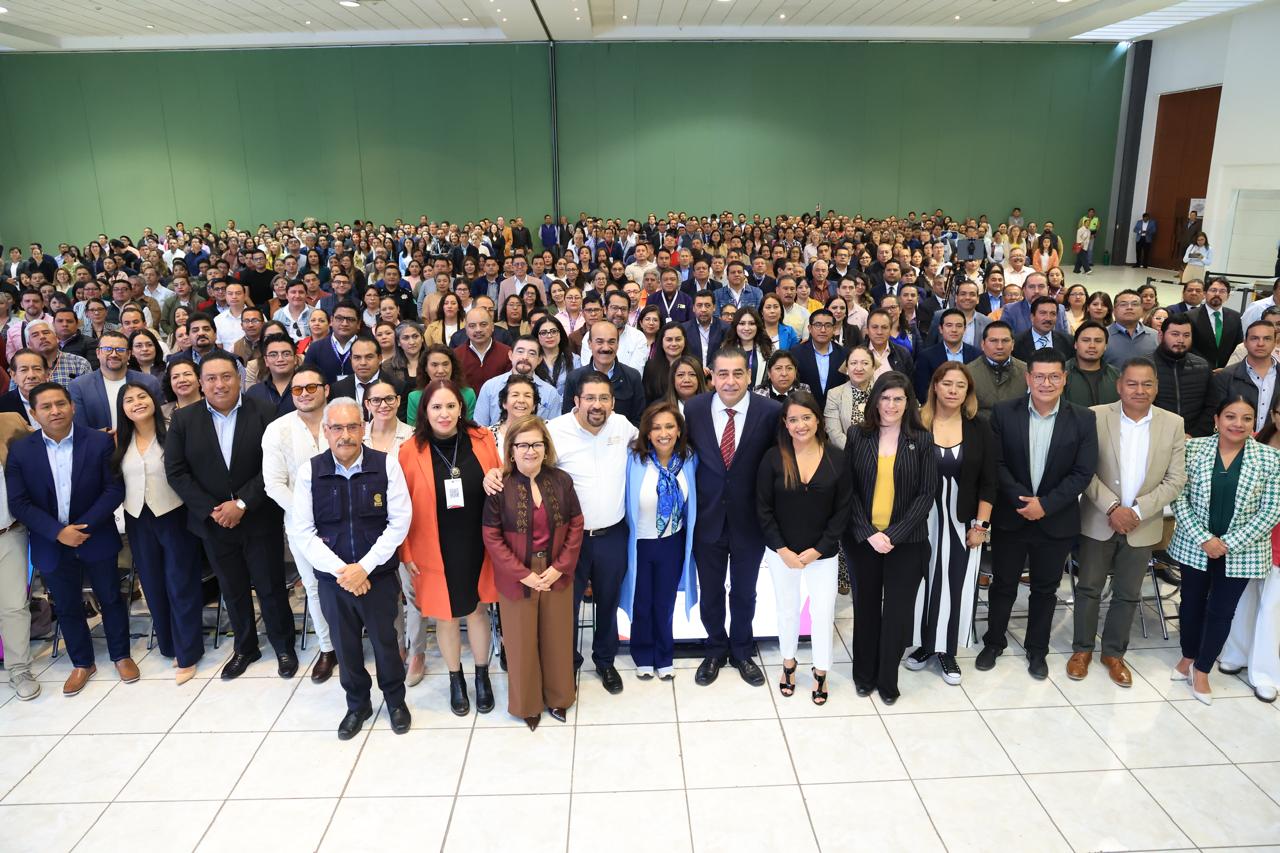 Inaugura gobernadora Congreso Estatal para Servidoras y Servidores Públicos